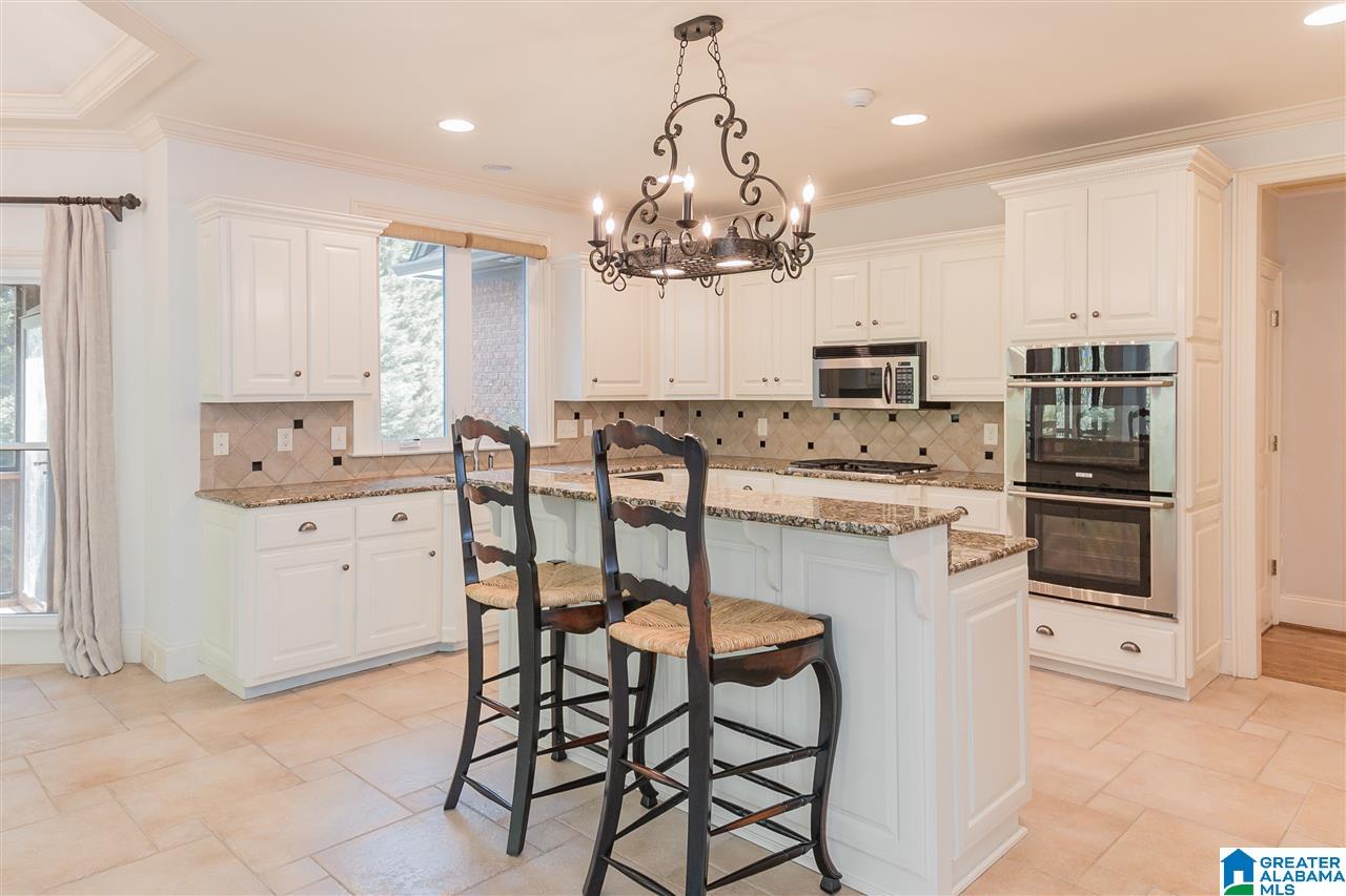 901 Trinity Court Birmingham, AL 35242 - Photo 5 of 44