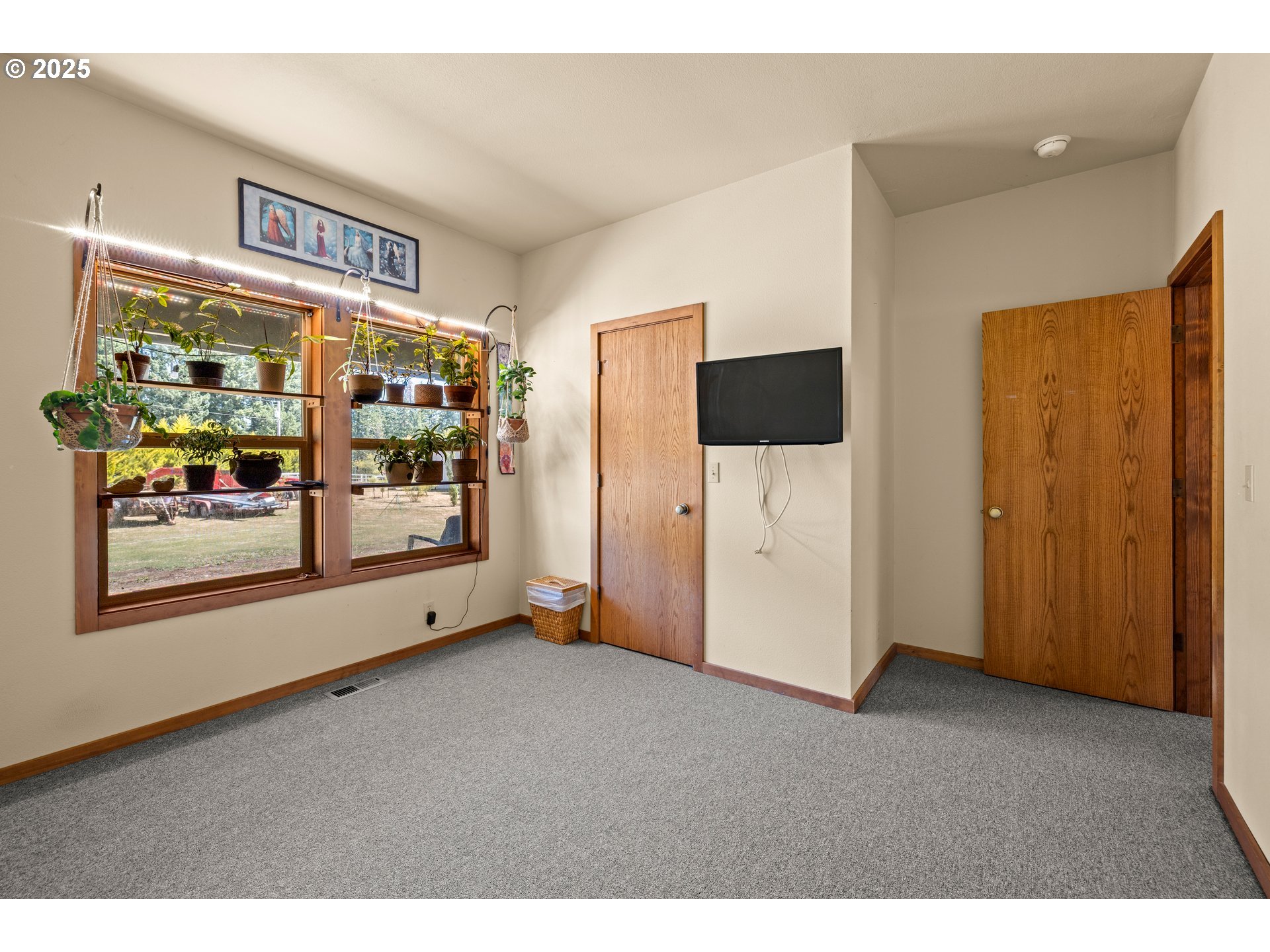 6534 Southwest Winters Road Cornelius, OR 97113 - Photo 12 of 47