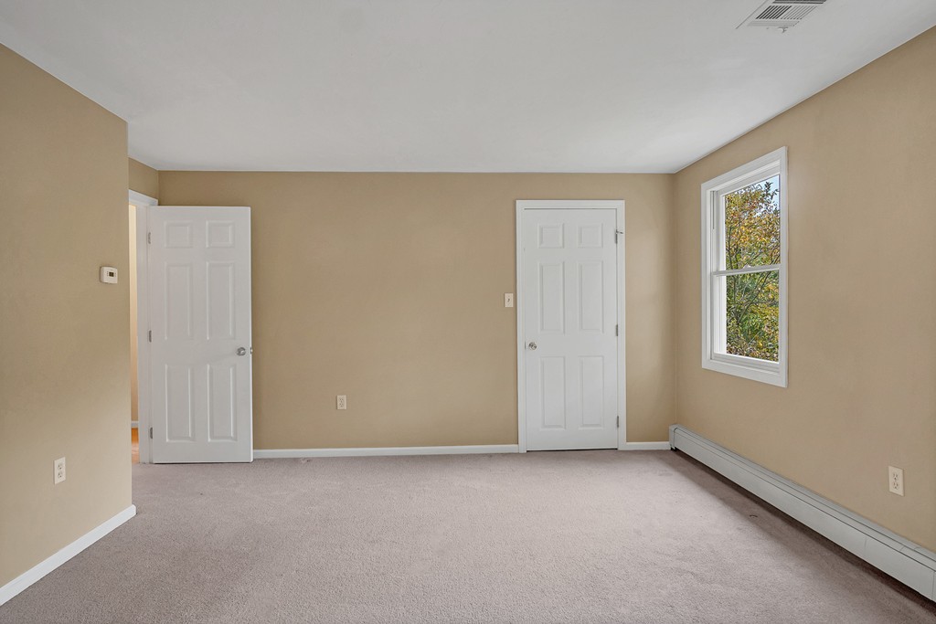 37 Pinecrest Road, Unit 37 Uxbridge, MA 01569 - Photo 18 of 27 Gallery Image 18