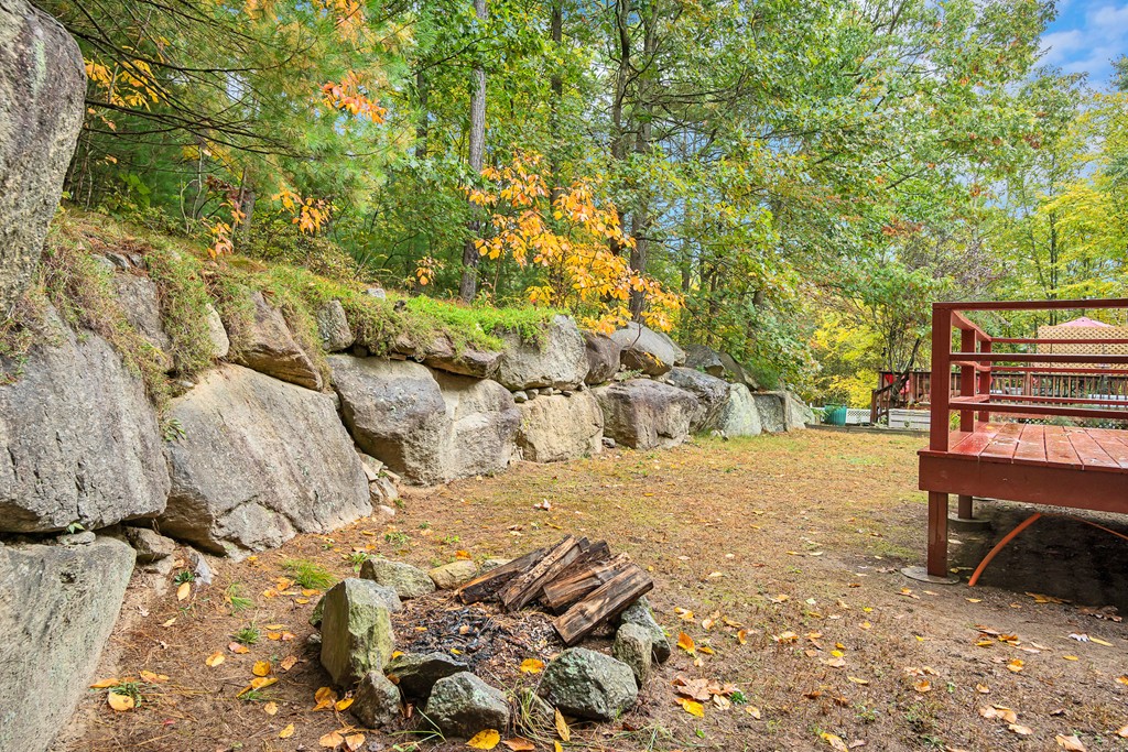 37 Pinecrest Road, Unit 37 Uxbridge, MA 01569 - Photo 25 of 27 Gallery Image 25