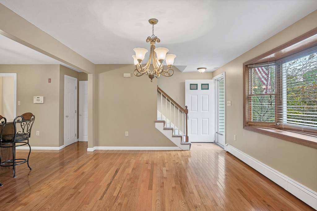 37 Pinecrest Road, Unit 37 Uxbridge, MA 01569 - Photo 4 of 27 Gallery Image 4