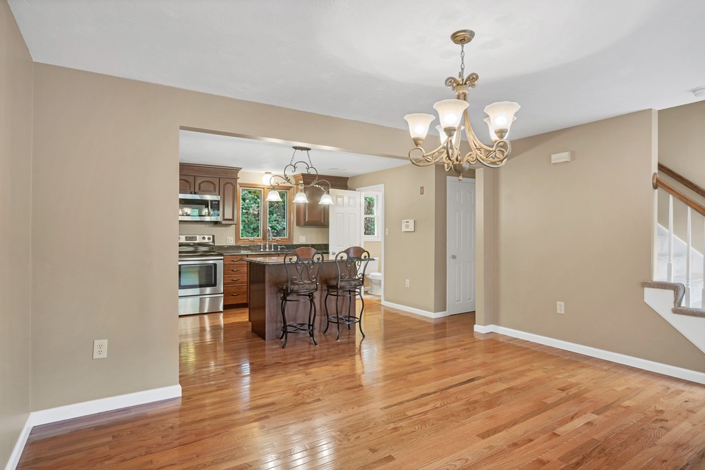 37 Pinecrest Road, Unit 37 Uxbridge, MA 01569 - Photo 5 of 27 Gallery Image 5