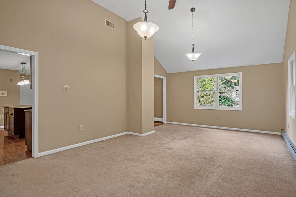 37 Pinecrest Road, Unit 37 Uxbridge, MA 01569 - Photo 10 of 27 Gallery Image 10
