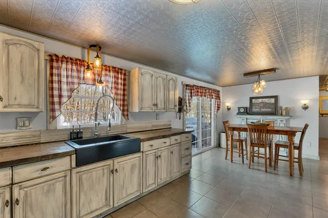 $525,000 | 36 Pearson Road, Alton, NH 03809