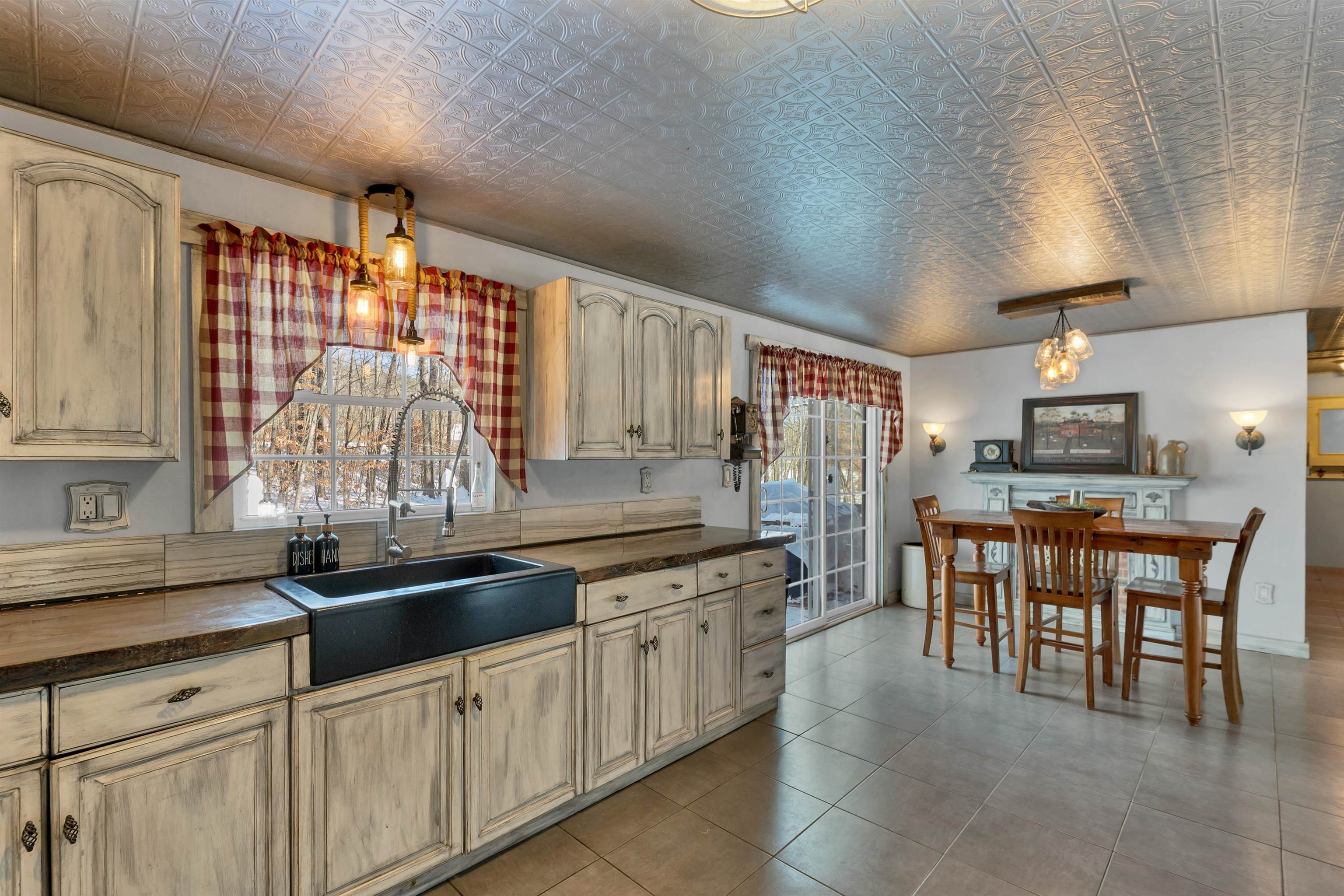 36 Pearson Road Alton, NH 03809 - Photo 9 of 49