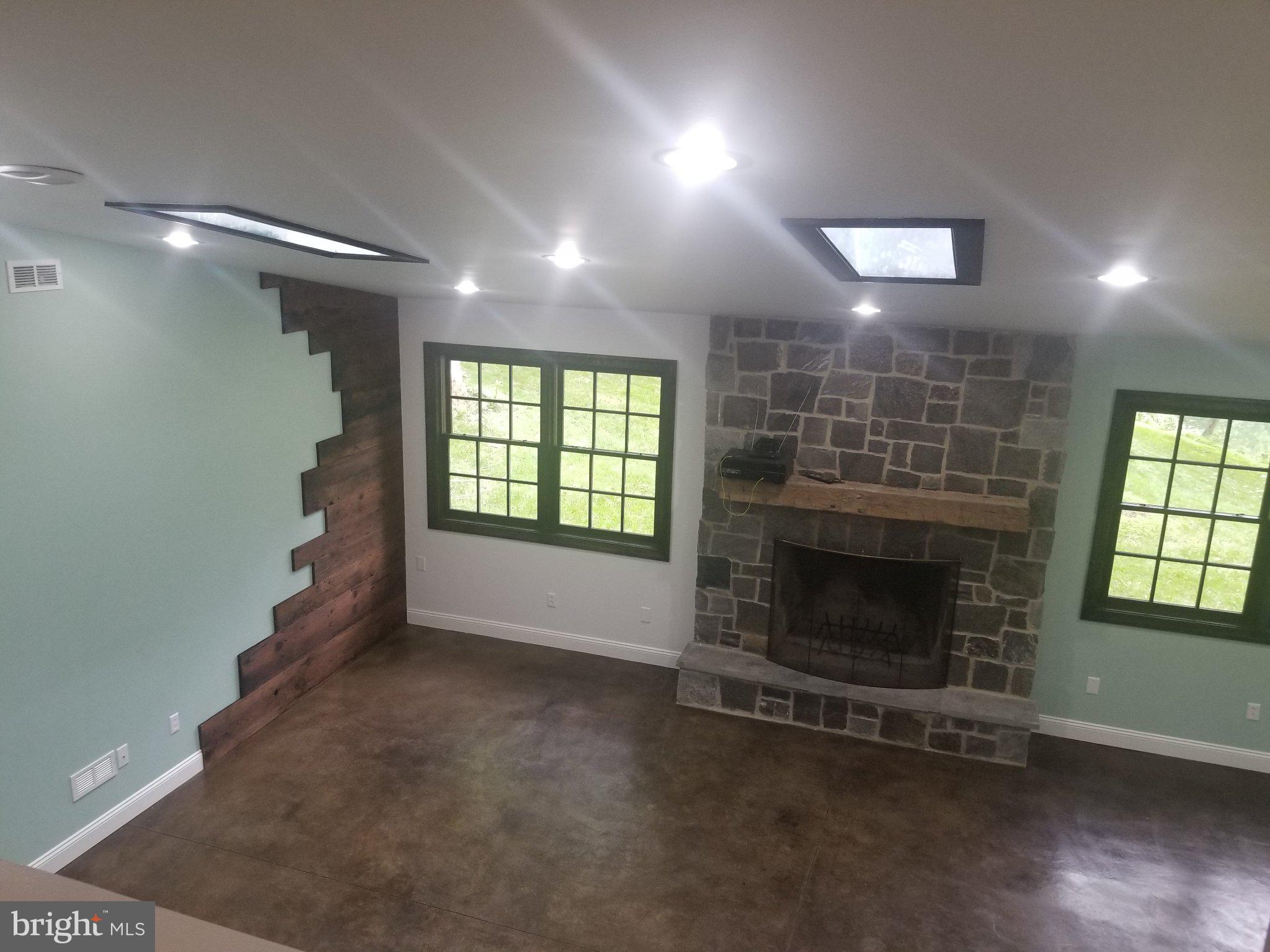 1574 Stouff Road Downingtown, PA 19335 - Photo 5 of 30 Gallery Image 5