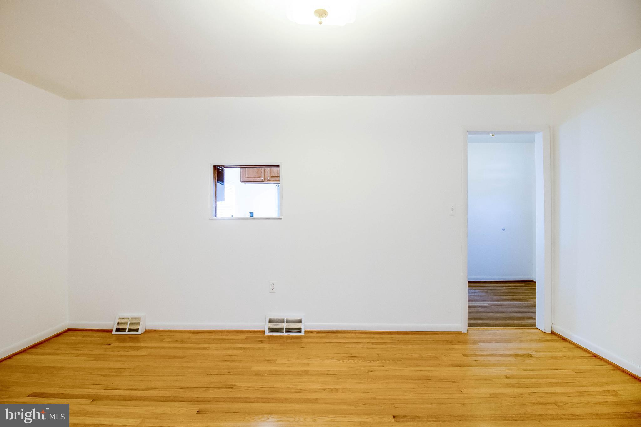 606 Eliot Road Pasadena, MD 21122 - Photo 13 of 34