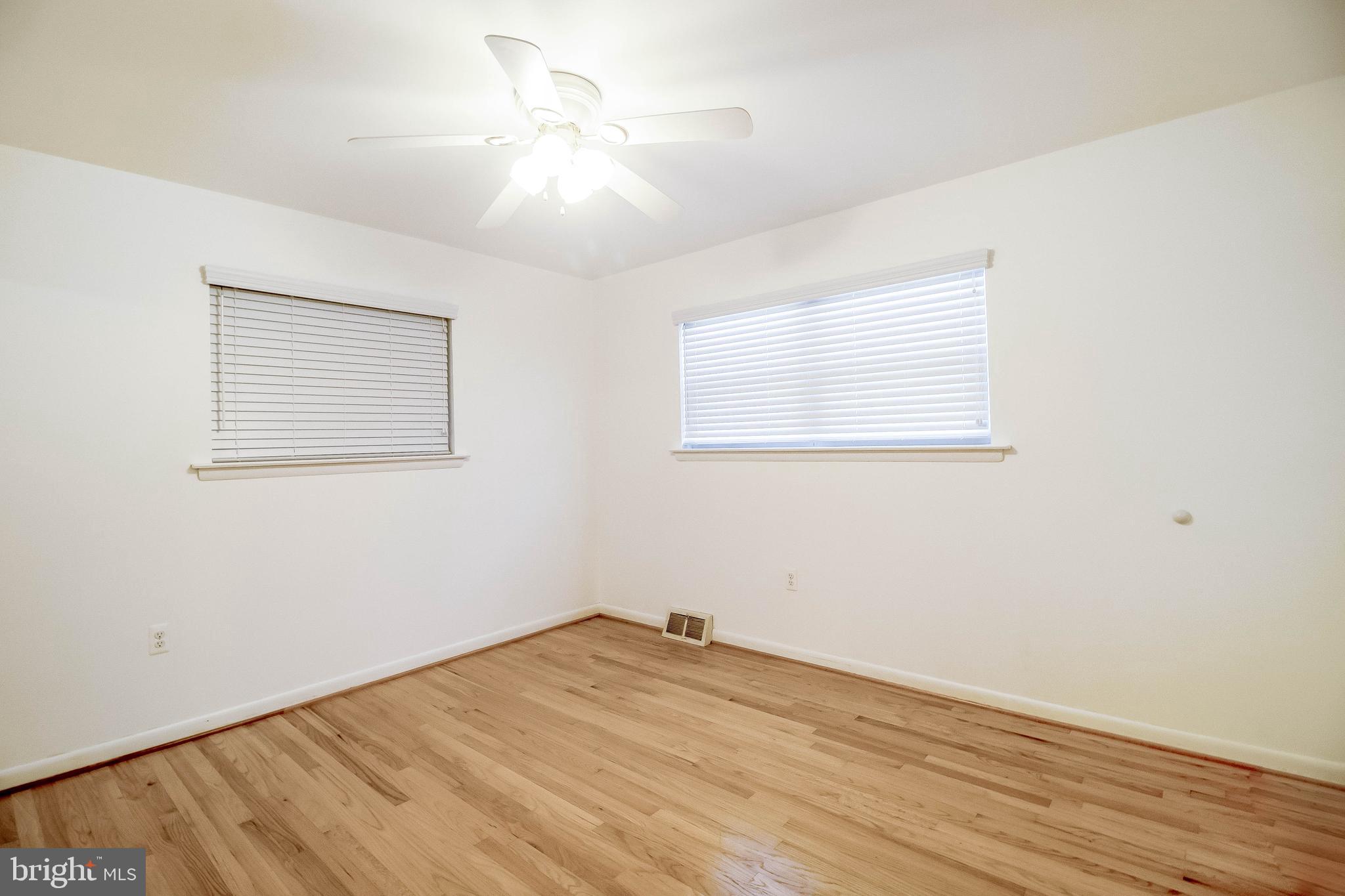 606 Eliot Road Pasadena, MD 21122 - Photo 20 of 34