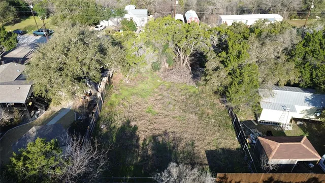 a view of yard from balcony