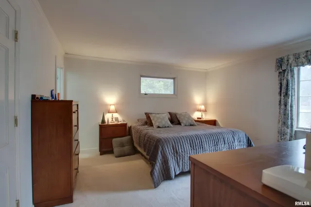 $329,000 | 309 Lincoln Hill Northwest, Quincy, IL 62301