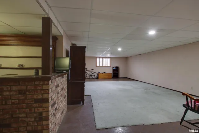 $329,000 | 309 Lincoln Hill Northwest, Quincy, IL 62301