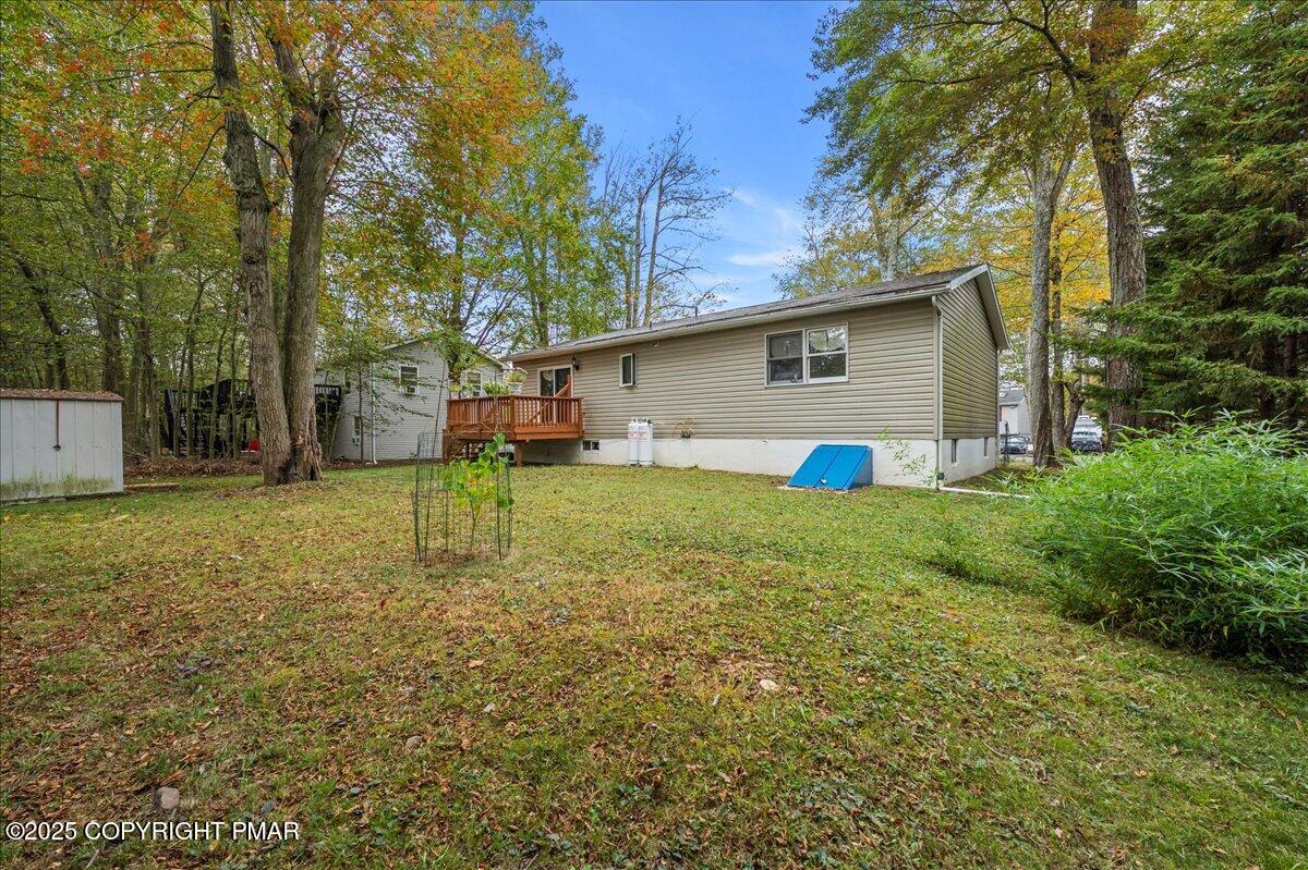 1167 Trapper Lane Pocono Summit, PA 18346 - Photo 24 of 33 backyard