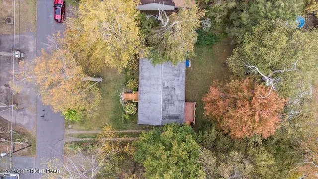 $275,000 | 1167 Trapper Lane, Pocono Summit, PA 18346