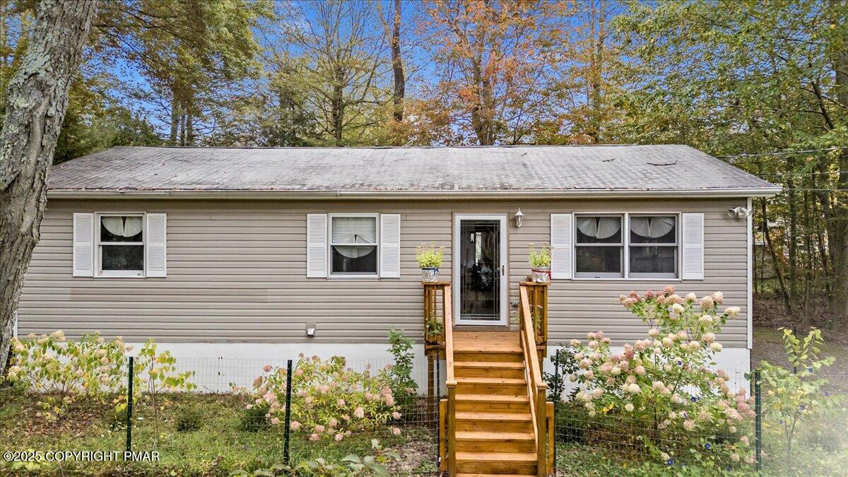 1167 Trapper Lane Pocono Summit, PA 18346 - Photo 31 of 33 29-DJI_20250922101346_0007_D