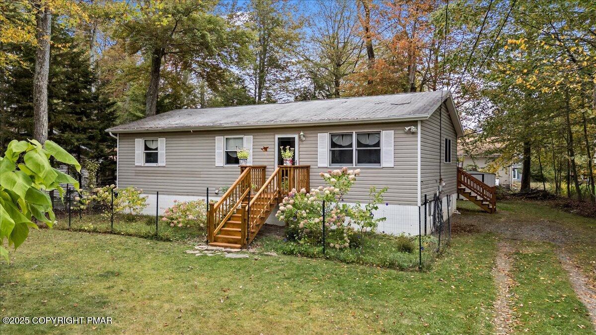 1167 Trapper Lane Pocono Summit, PA 18346 - Photo 33 of 33 02-DJI_20250922101309_0004_D