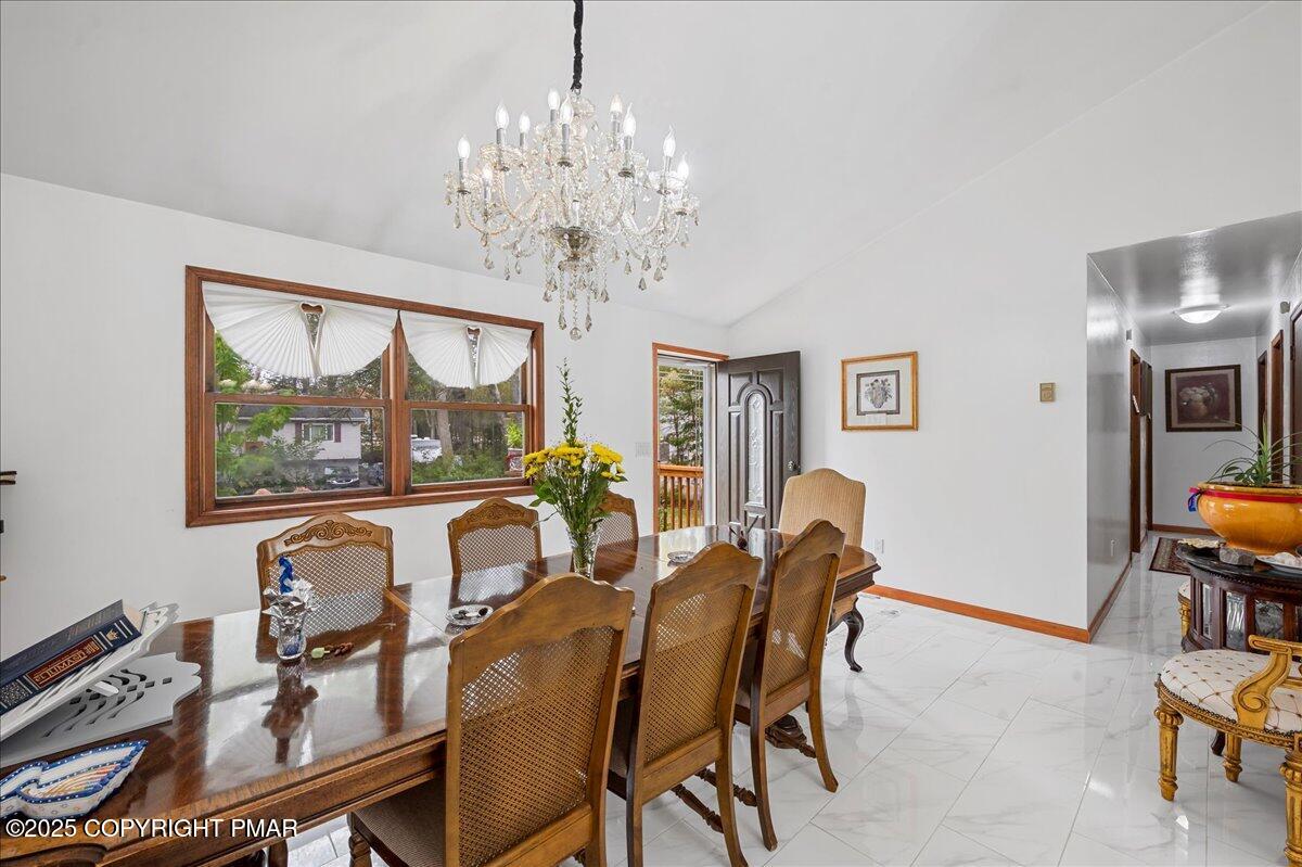 1167 Trapper Lane Pocono Summit, PA 18346 - Photo 4 of 33 Living room