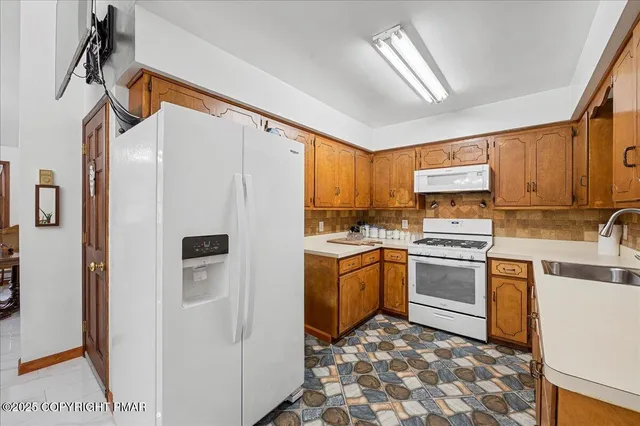 $275,000 | 1167 Trapper Lane, Pocono Summit, PA 18346