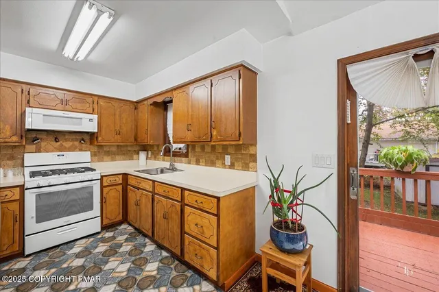 $275,000 | 1167 Trapper Lane, Pocono Summit, PA 18346