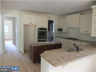 408 Garden Road Springfield, PA 19064 - Photo 5 of 12