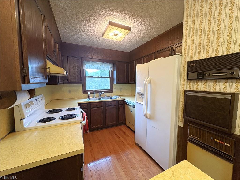 613 Barker Road Summerfield, NC 27358 - Photo 25 of 50