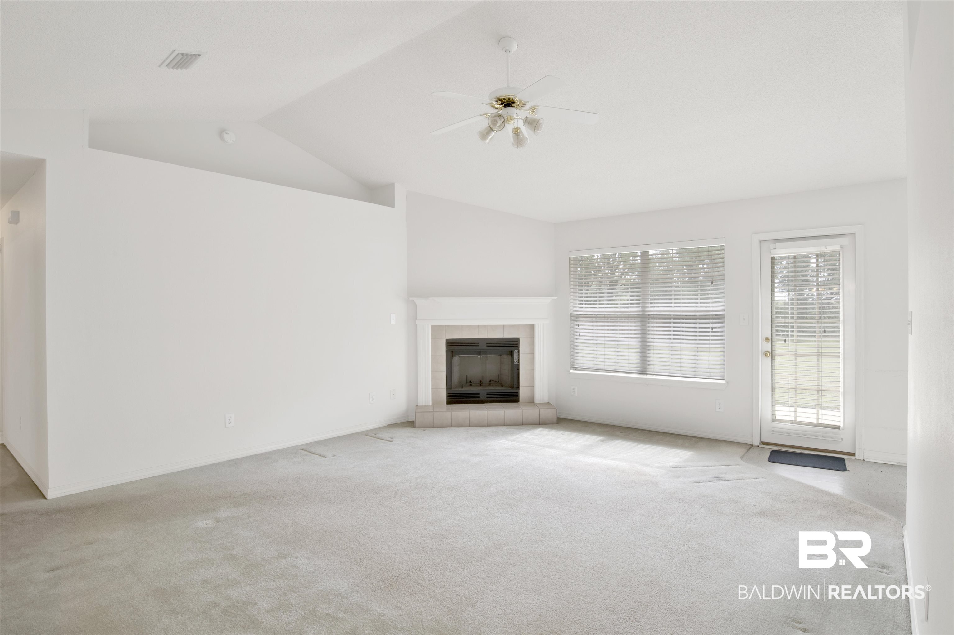 12819 Hunters Chase Foley, AL 36535 - Photo 3 of 38