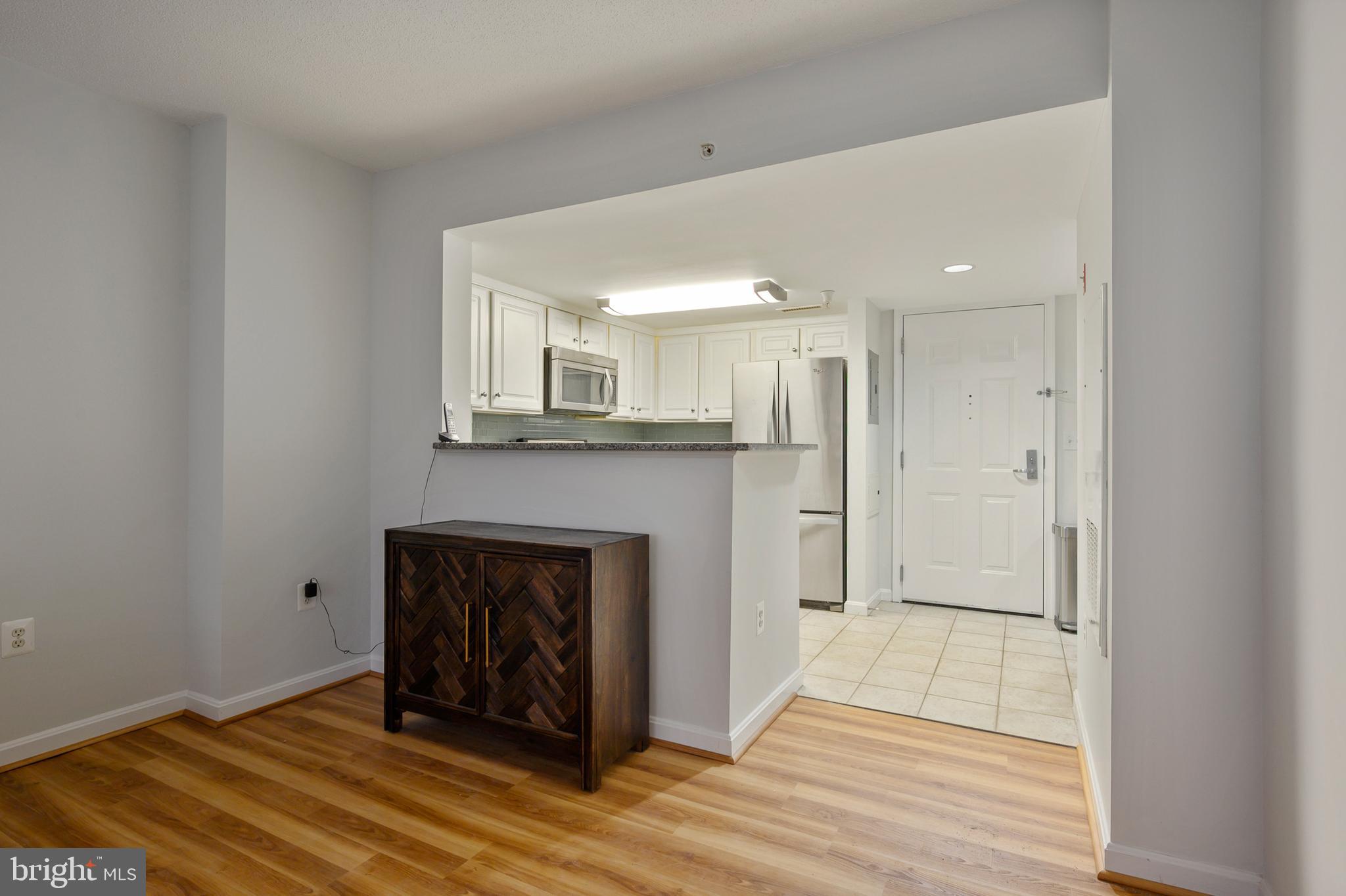 11710 Old Georgetown Road, Unit 211 North Bethesda, MD 20852 - Photo 11 of 39