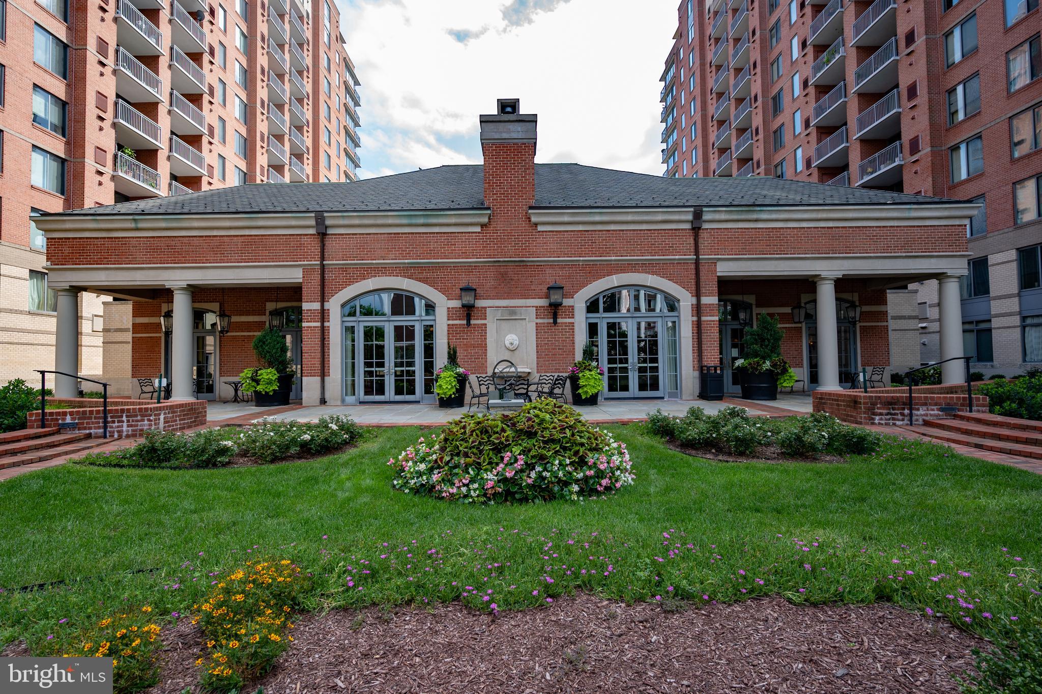 11710 Old Georgetown Road, Unit 211 North Bethesda, MD 20852 - Photo 31 of 39