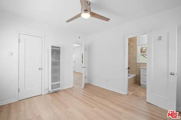 $2,799 | 38 20th Avenue, Unit C, Venice, CA 90291