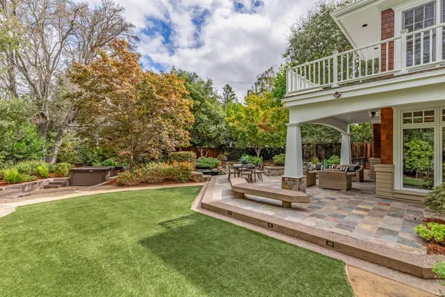 $6,498,000 | 941 Berry Avenue, Los Altos, CA 94024
