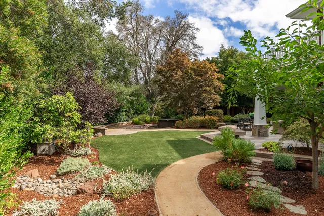 $6,498,000 | 941 Berry Avenue, Los Altos, CA 94024