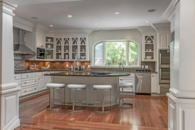 $6,498,000 | 941 Berry Avenue, Los Altos, CA 94024