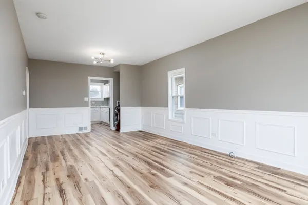 $2,800 | 4167 Eberly Avenue, Brookfield, IL 60513