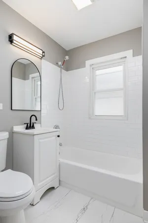 $2,800 | 4167 Eberly Avenue, Brookfield, IL 60513