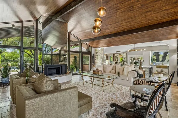 a living room filled with furniture