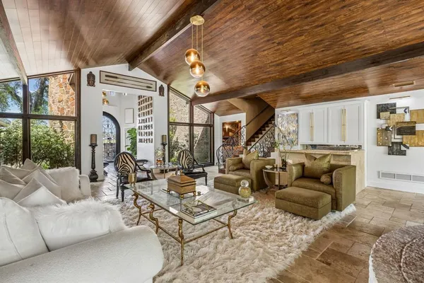 a view of a kitchen and dining area