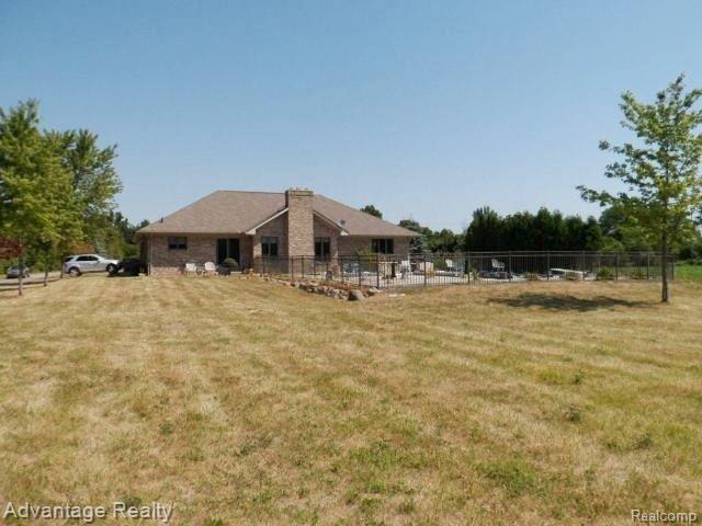 6671 Rattle Run Road St. Clair, MI 48079 - Photo 20 of 23 SAM_3947.jpg
