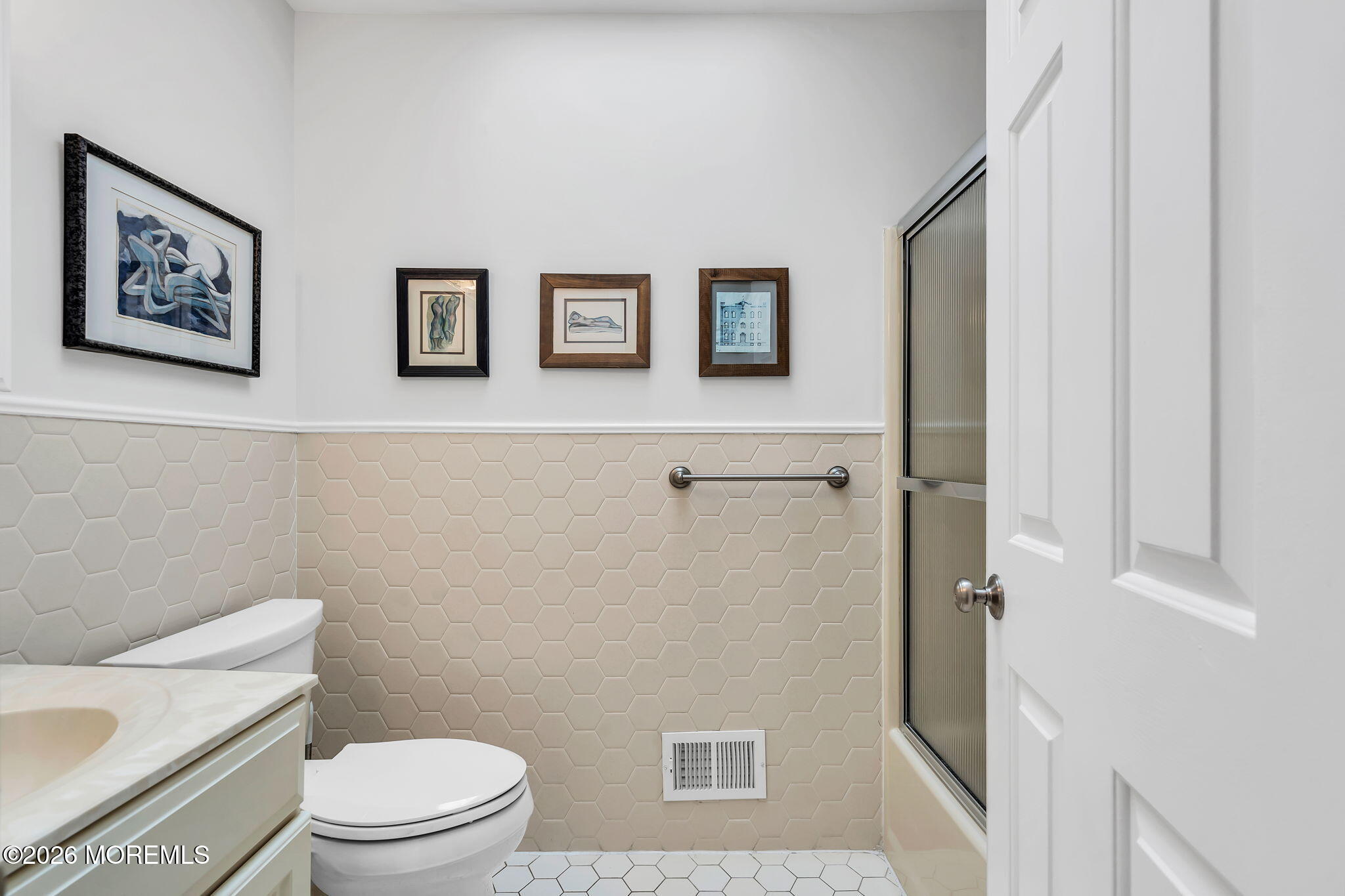 34 Cove Point Road Toms River, NJ 08753 - Photo 29 of 63 34-web-or-mls-DSC05910