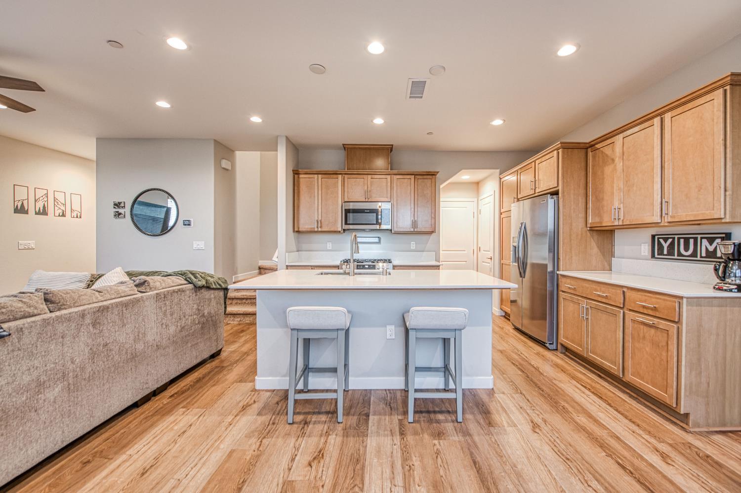 580 McCaffrey Way Madera, CA 93636 - Photo 8 of 42
