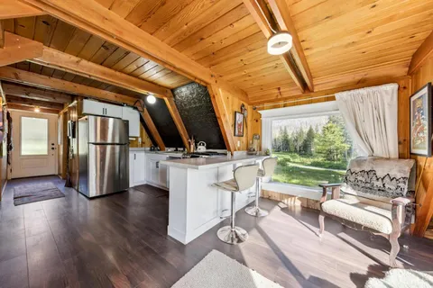 $389,000 | 221 Sierra-At-Tahoe Road, Twin Bridges, CA 95735