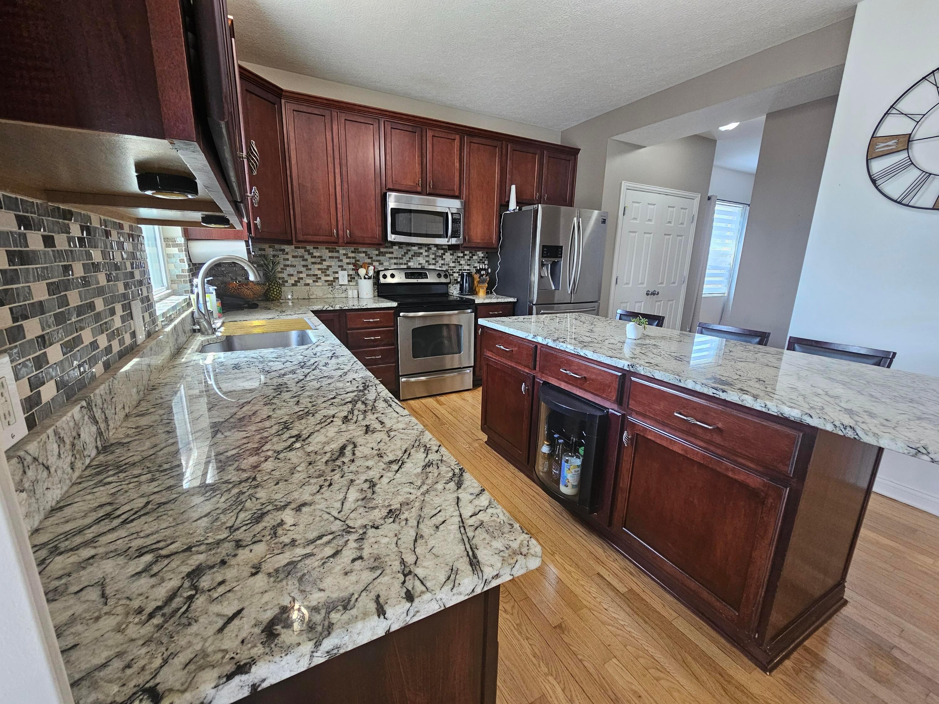 5787 Aderholt Road Dublin, OH 43016 - Photo 4 of 40 20250711_141704