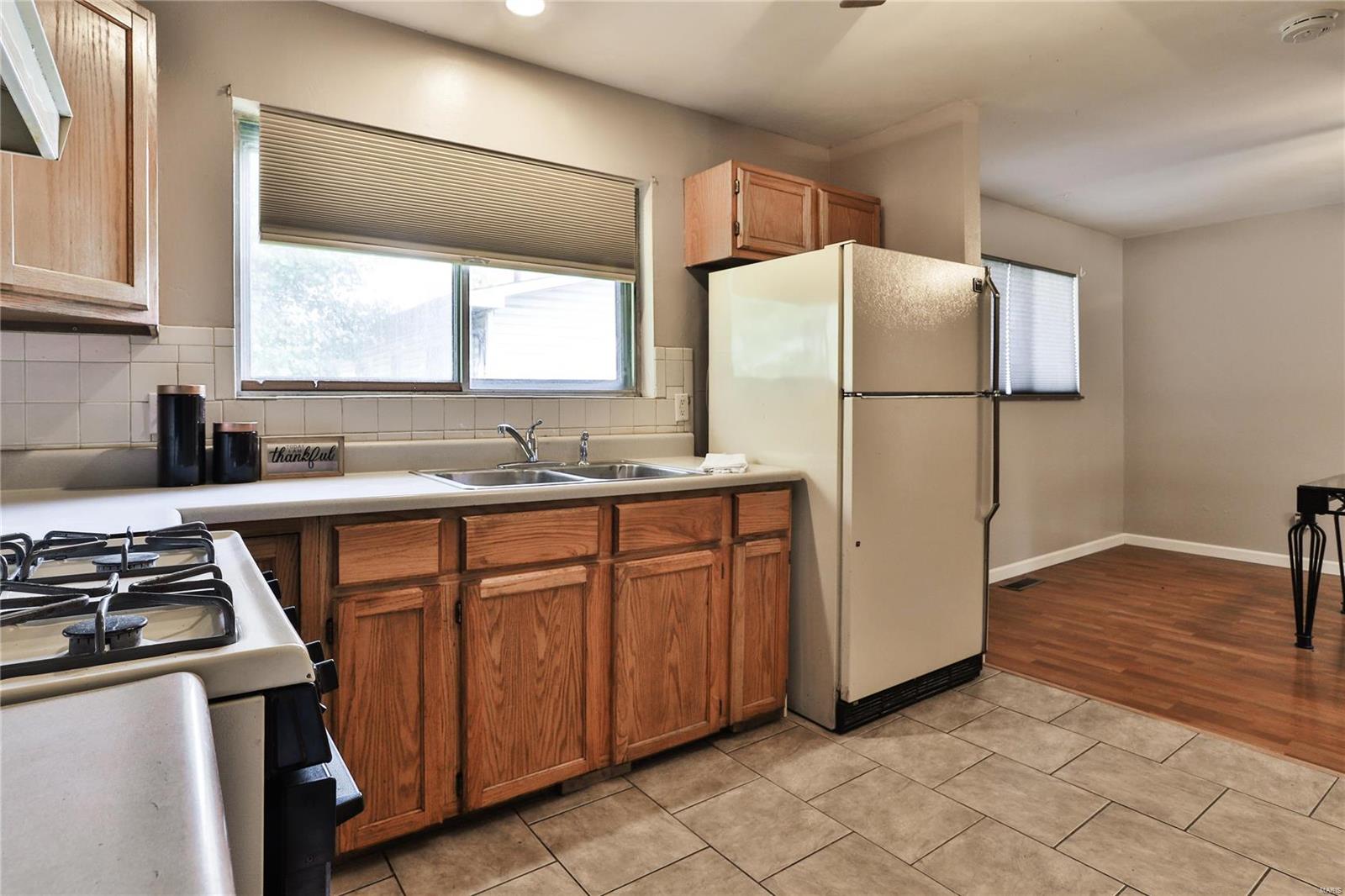 6625 Howdershell Road Hazelwood, MO 63042 - Photo 12 of 28 Gallery Image 12
