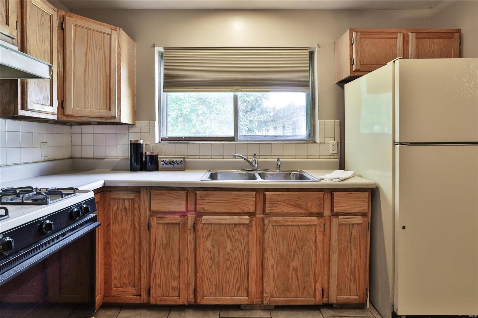 6625 Howdershell Road Hazelwood, MO 63042 - Photo 13 of 28 Gallery Image 13