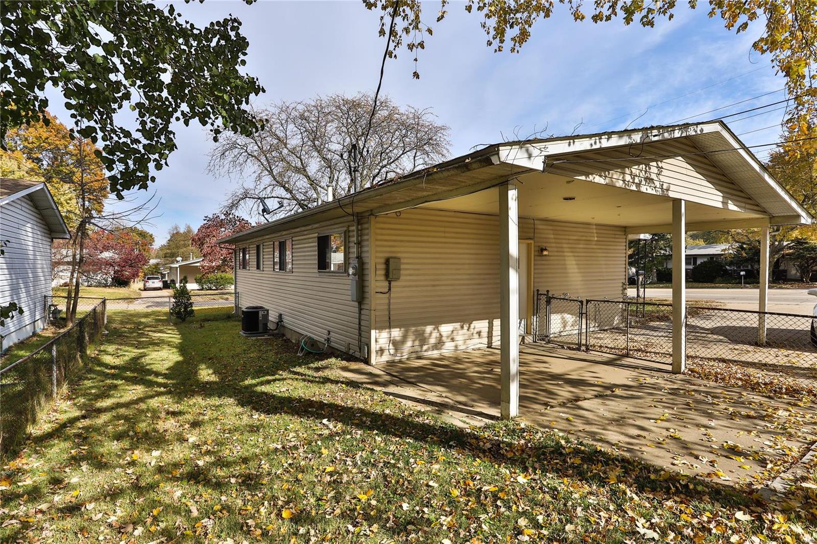 6625 Howdershell Road Hazelwood, MO 63042 - Photo 28 of 28 Gallery Image 28