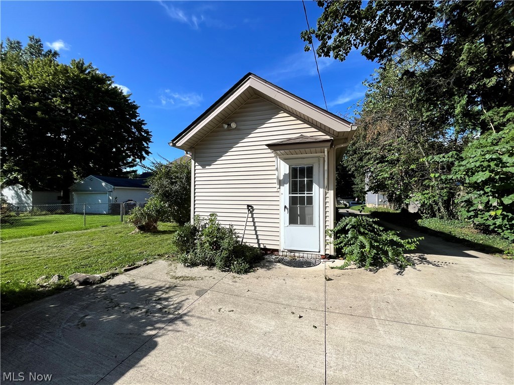 4638 Liberty Road South Euclid, OH 44121 - Photo 4 of 15 Gallery Image 4