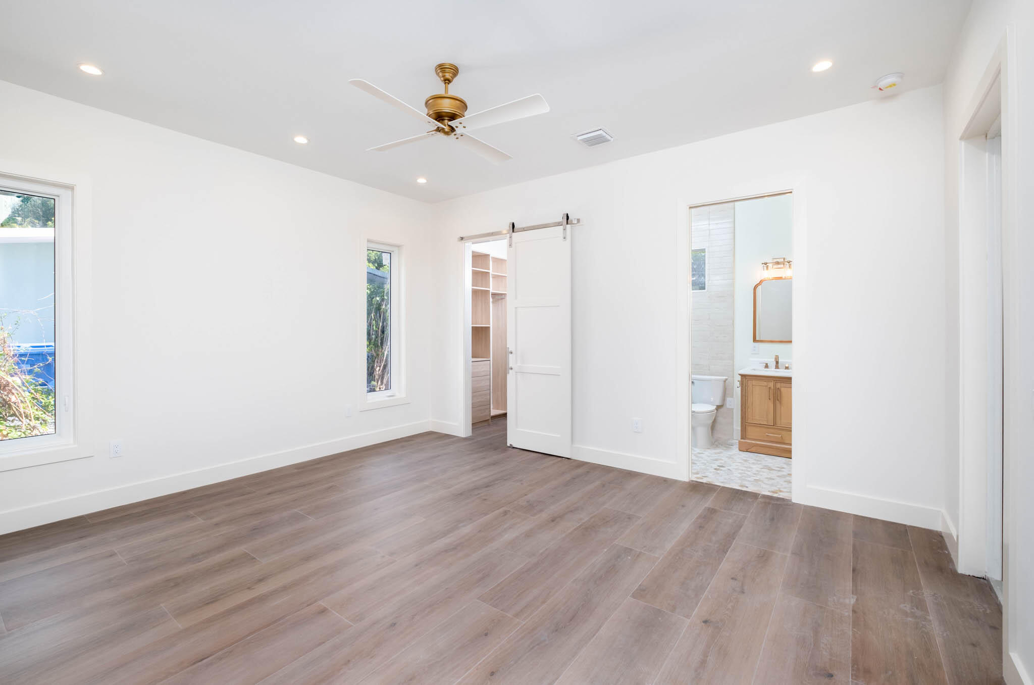 36 Park Road Islamorada, FL 33036 - Photo 12 of 40 Master Bedroom