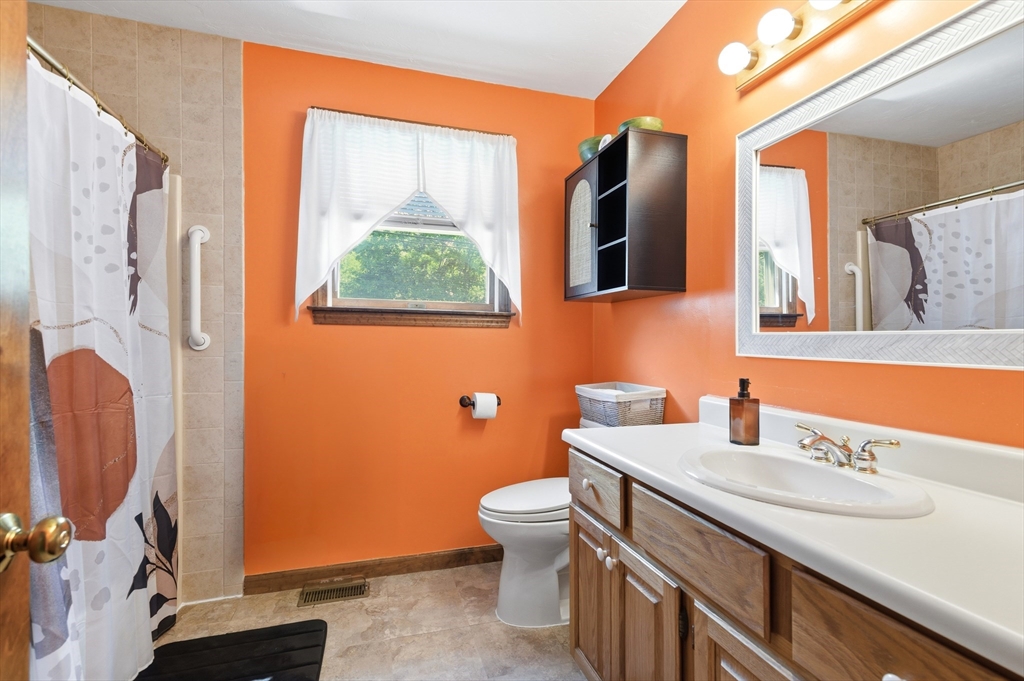 100 St Nicholas Avenue Worcester, MA 01606 - Photo 25 of 39 Gallery Image 25