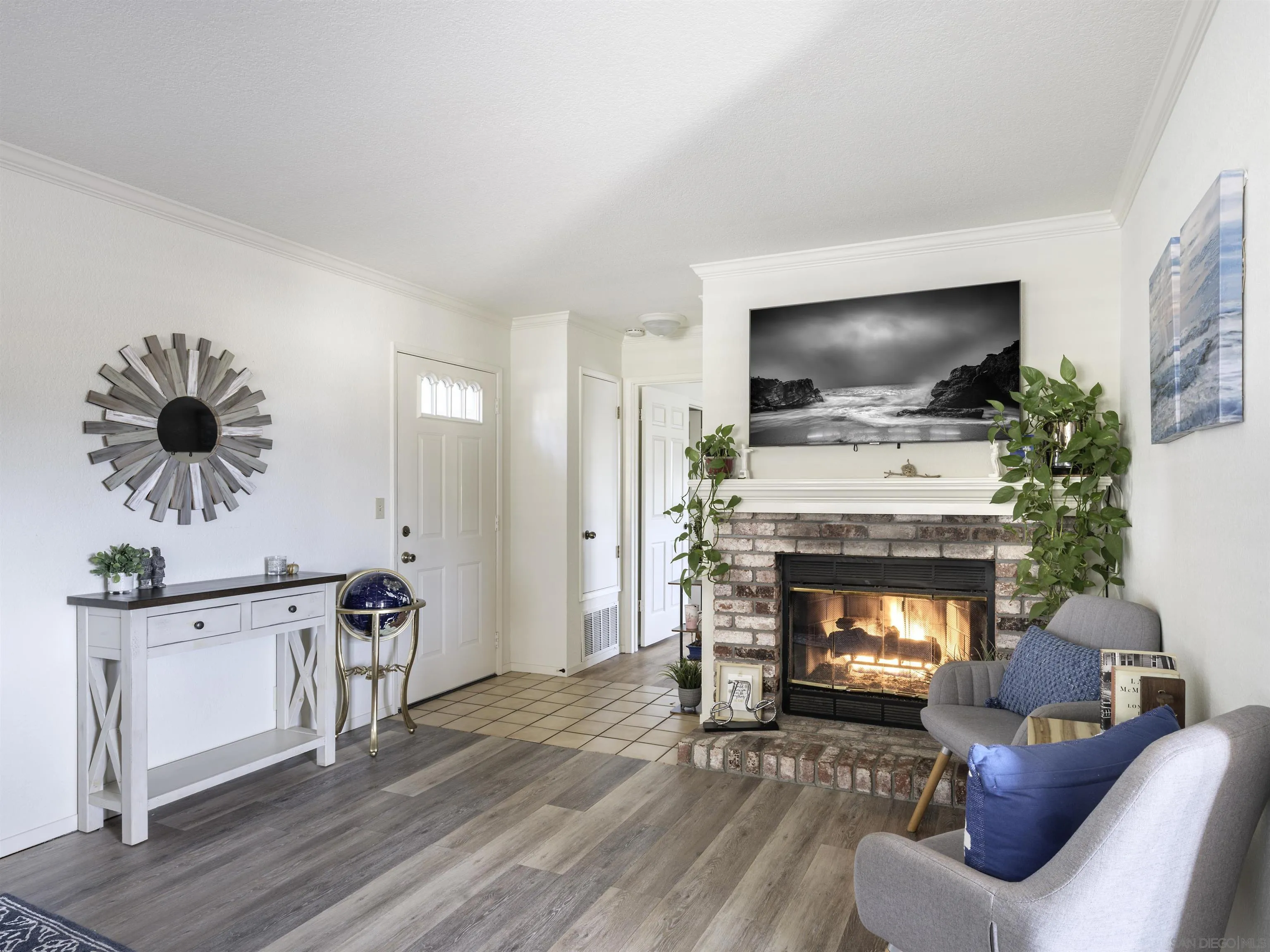 1057 Riker Street, Unit 4 Salinas, CA 93901 - Photo 3 of 15 Gallery Image 3
