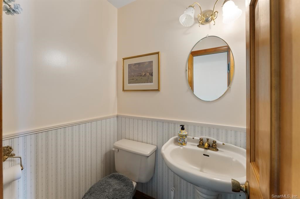 41 Margaret Henry Road Danielson, CT 06239 - Photo 13 of 38 Gallery Image 13