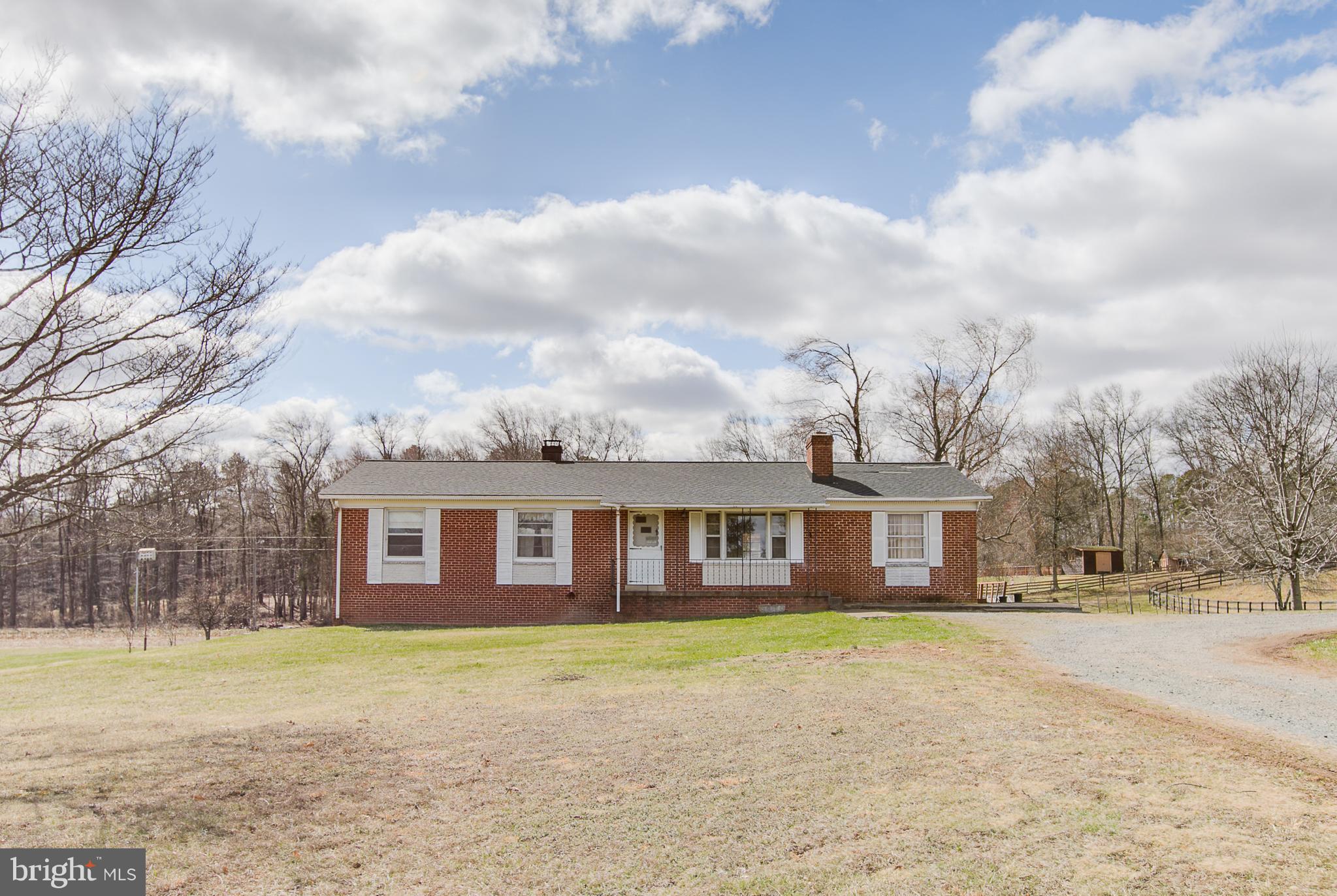 16851 Gaines Road Broad Run, VA 20137 - Photo 1 of 30 Exterior (Front)