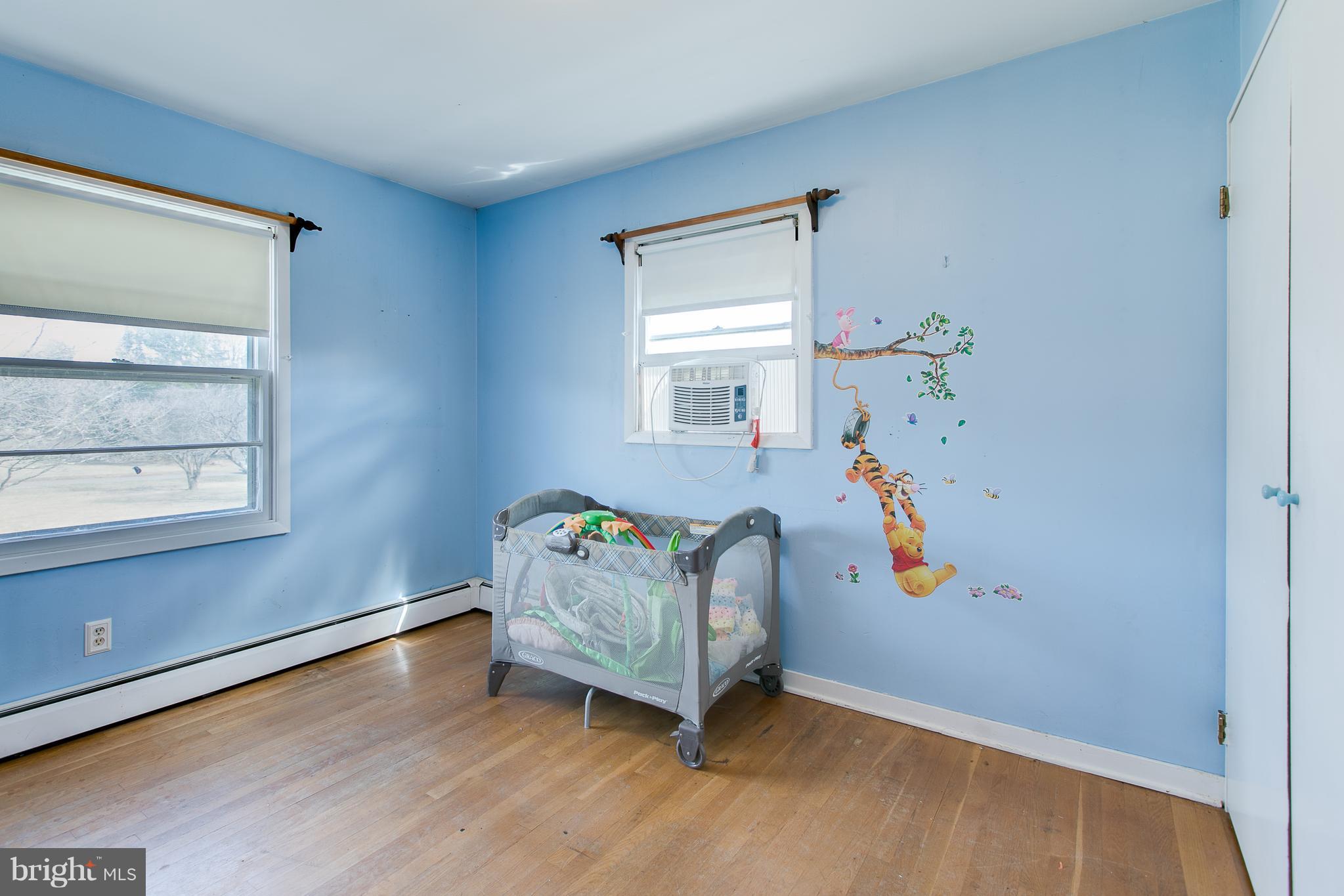 16851 Gaines Road Broad Run, VA 20137 - Photo 18 of 30 Bedroom